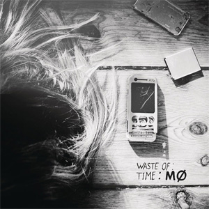 Disco Waste Of Time de MO - Momomoyouth